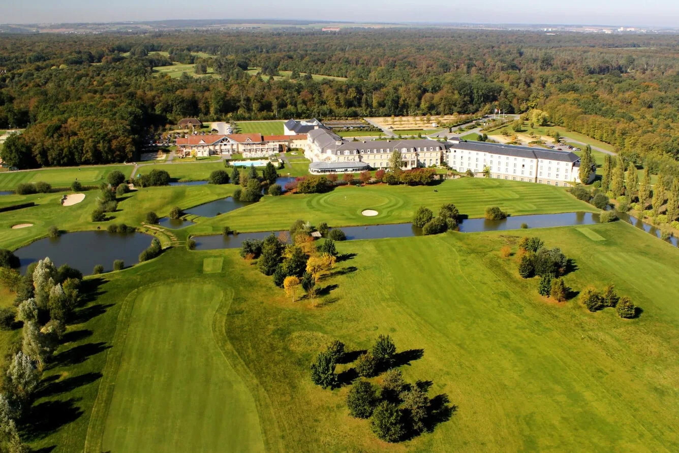 Golfreis Mercure Chantilly Resort 4*