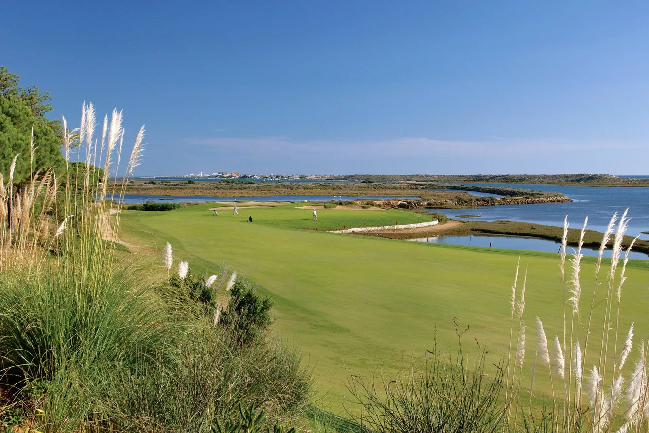 Dona Filipa Hotel 5* — GOLFEN VANUIT DONA FILIPA
